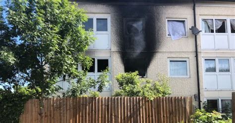 Hounslow fire: Dozens of firefighters tackling fire in block of flats ...