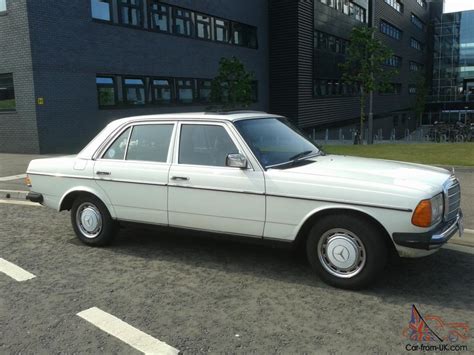 Classic Mercedes 300D W123 1984 Only 61000 miles. Ex Wedding Car -NO RESERVE