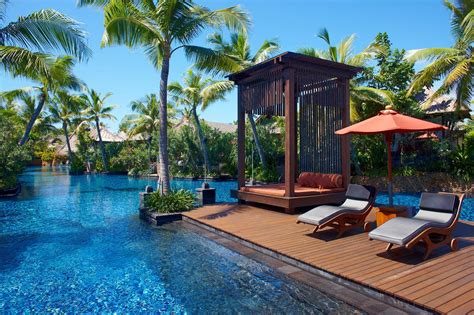 Top 10 Beach Resorts For Best Luxury Stay in Bali, Indonesia | AspirantSG - Food, Travel ...