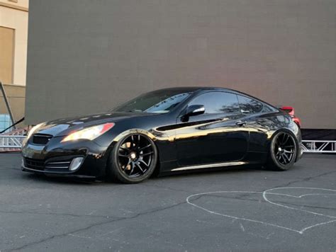 Hyundai Genesis Coupe Black Rims