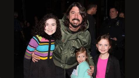 Violet Grohl, Ophelia Grohl, Harper Willow Grohl- Meet Dave Grohl's ...