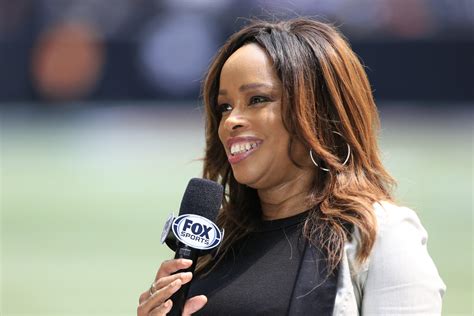 Look: FOX's Sideline Reporters Are Ready For NFL Season - The Spun