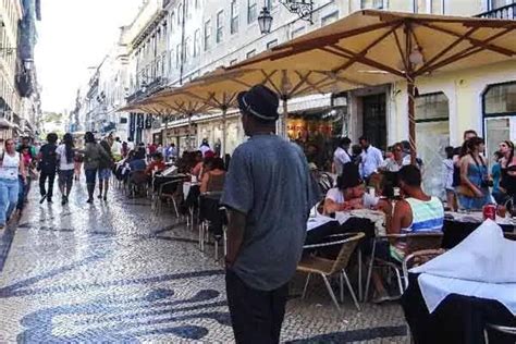 Traditions and Culture in Portugal - International Living Countries