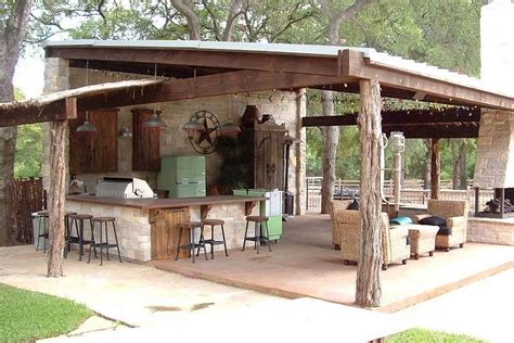 17 Functional and Practical Outdoor Kitchen Design Ideas - Style Motivation