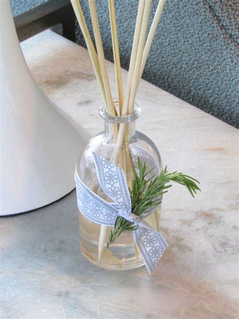 DIY Essential Oil Home Reed Diffuser - Francois et Moi