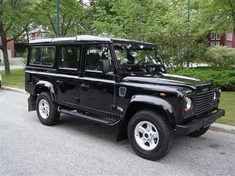 2426 Land Rover Defender 110 TD5 – Exotic SUV