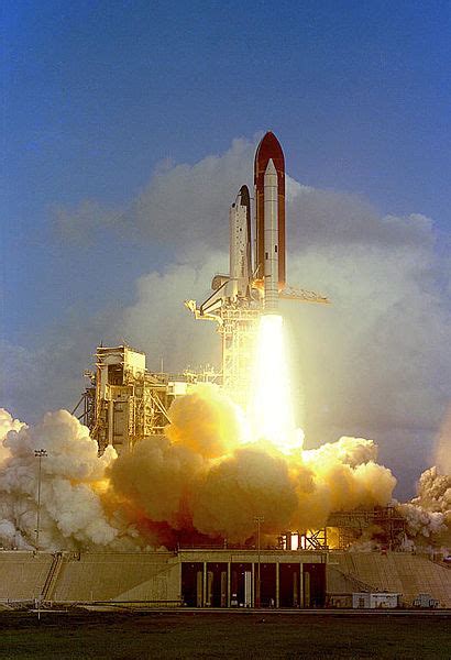 Transportation Picture: Space Shuttle Challenger - Spacecraft