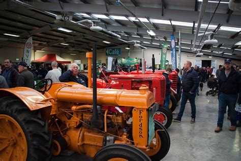 VintageTractor - Visit Belvoir