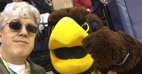 JOHNGY'S BEAT: Mascot Week: Marquette's Golden Eagle Iggy