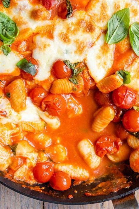 Gnocchi alla Sorrentina | Recipe | Delicious tomato sauce, Homemade gnocchi, Gnocchi recipes