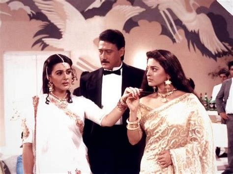 Jackie Shroff, Juhi Chawla, Amrita Singh starrer 'Aaina' turns 30 – ThePrint – ANIFeed