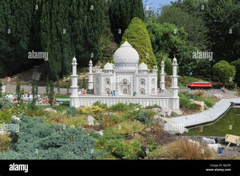 Lego Taj Mahal Stock Photo - Alamy