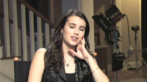 Scream 4 Interview: Emma Roberts - YouTube