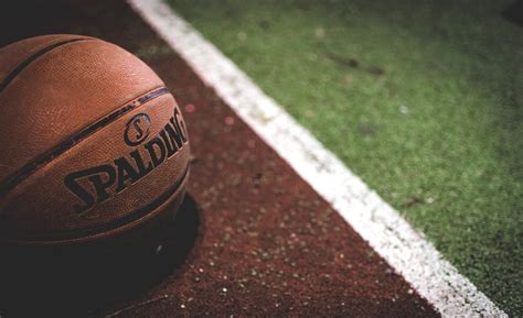 What Are the Types of Outdoor Basketball Court Surfaces? - Hooption