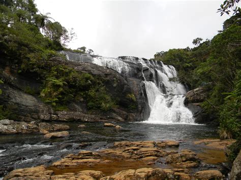 Travel Tips Sri Lanka: WATERFALLS IN SRI LANKA