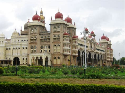 Mysore City Guide - Mysore Travel Attractions