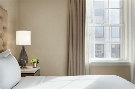 Hilton New Orleans St Charles Avenue Hotel in New Orleans (LA) - Room Deals, Photos & Reviews