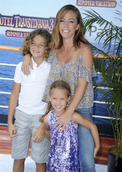 Kendra Wilkinson finalizes divorce from Hank Baskett - UPI.com