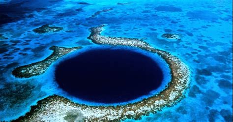 Blue Hole, Lighthouse Reef, Belize - Free Nature Pictures