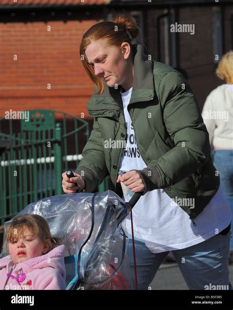 Karen Matthews mother of missing Shannon Matthews in Dewsbury March 2008 with her daughter ...