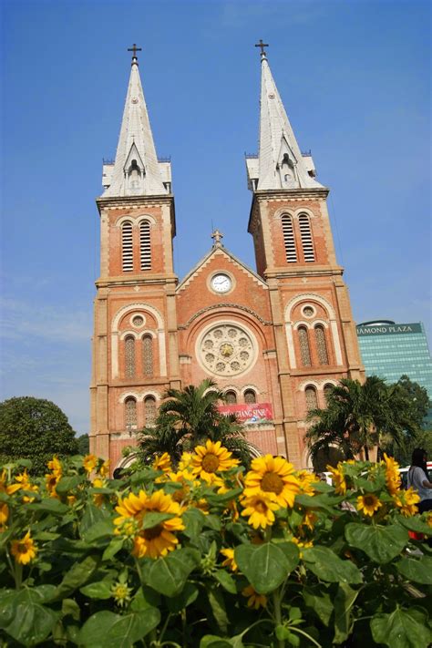 aswana-cliche: Saigon's Notre Dame Cathedral