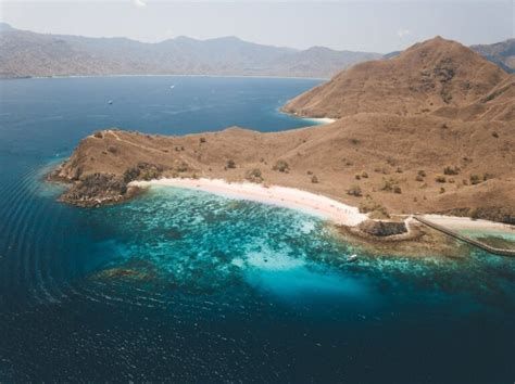 Pink Beach Komodo Island - Pink Sand Beach and Epic Snorkeling – We Seek Travel Blog