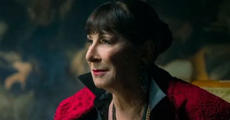 Anjelica Huston Joins Cast Of ‘John Wick’ Spin-Off Movie ‘Ballerina’