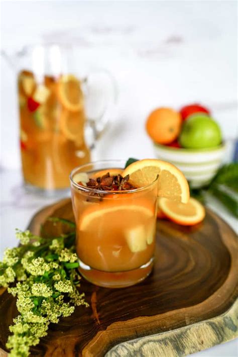 Autumn Spiced Rum Punch | Amazing Fall Cocktail - A Lily Love Affair