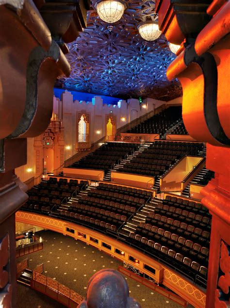 Venue Profile – The Fox Theater, Oakland – Music in SF® | The authority ...