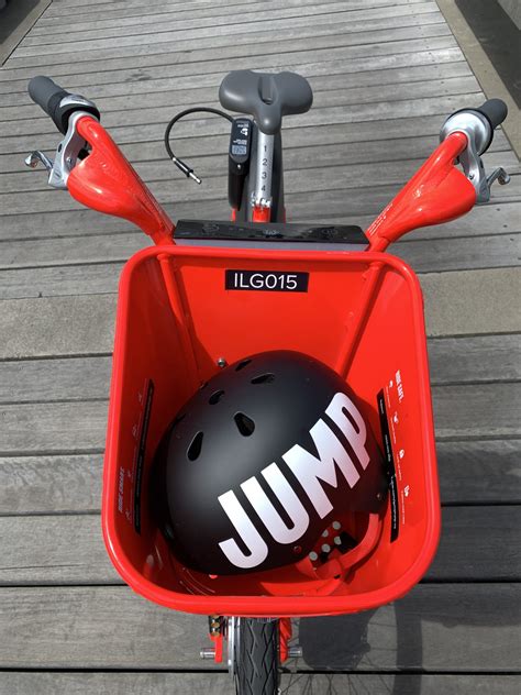 JUMP bike helmet in basket - Bike Auckland