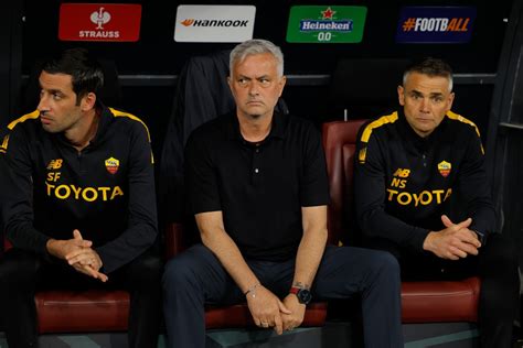 'Proud' Mourinho leaves Roma fans fearing summer exit