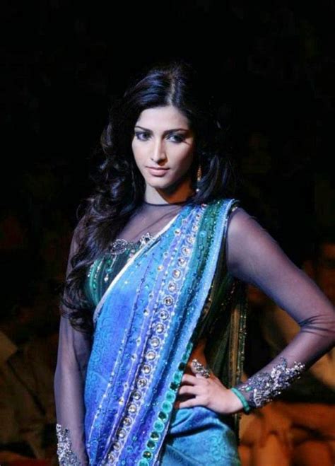 Shruti Hassan at Lakme Fashion Week - Ye Kya Chutiyapa Hai