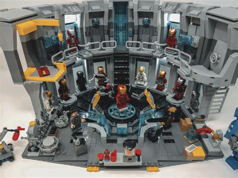 My Iron Man Hall of Armor MOC in 2020 | Lego iron man, Cool lego, Iron man