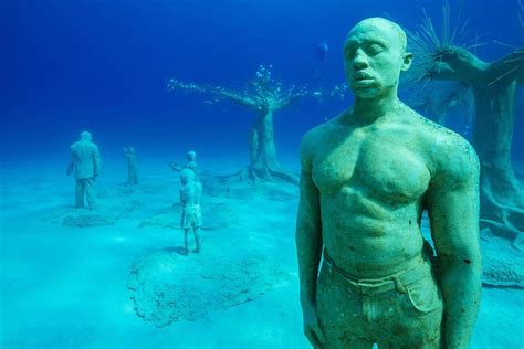 Discover the World’s Underwater Museums | PrivatSea | PrivatSea