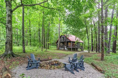 9 Best Luxury & Mountain Cabin Rentals in Nashville (TN)