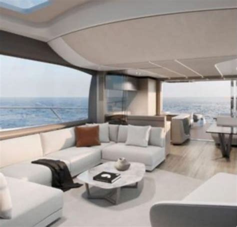 Pin by Jean Karlo Duenas Ramirez on pontoon | Luxury yacht interior ...