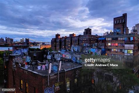 30 Brooklyn Bridge Graffiti Stock Photos, High-Res Pictures, and Images - Getty Images