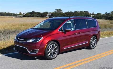 2017 Chrysler Pacifica - HD Drive Review - VAN OF THE YEAR Award-Winner