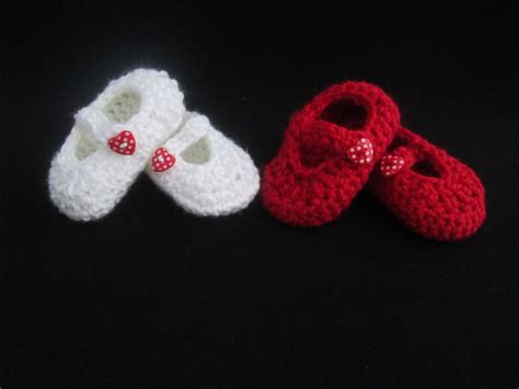 Crochet Baby Booties Red Heart - Amelia's Crochet