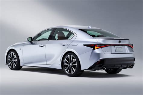 Lexus IS sports sedan 2021 model unveiled +Video - Automacha