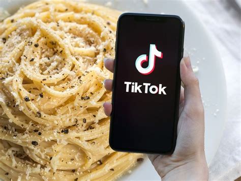 The Best Thing About TikTok Food Videos Is How Weird They Are — Eater | Food videos, Man cooking ...