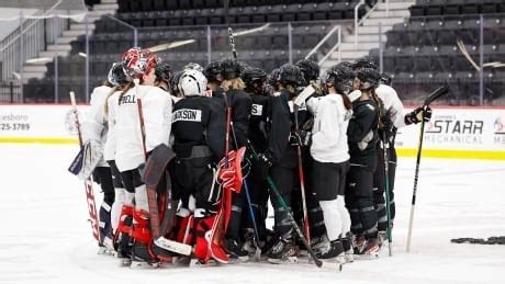 History in the making: PWHL's Toronto vs. New York begins new era in ...