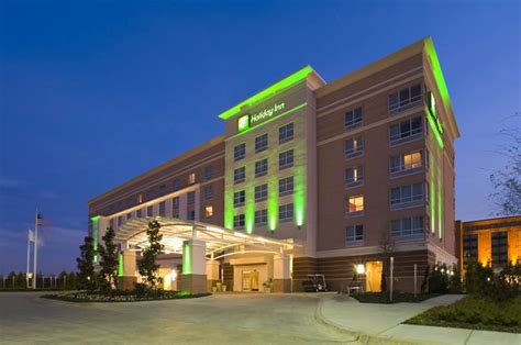 Holiday Inn Dallas-Fort Worth Airport S - 26 Photos & 38 Reviews - Hotels - 14320 Centre Station ...