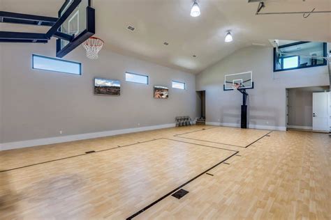 How High Should The Ceiling Be For An Indoor Basketball Court? – FitSeer.com