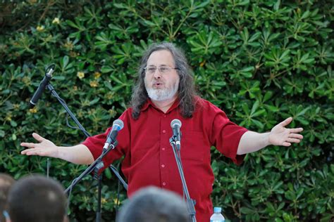 GNU founder Richard Stallman resigns from MIT, Free Software Foundation