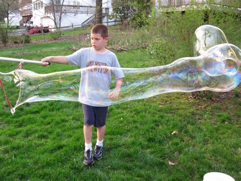 #Trending: The Giant Bubble Wand