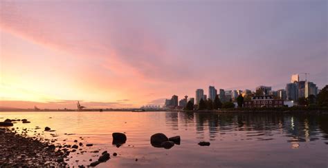 Vancouver had breathtaking sunrises and sunsets for the last weekend of ...