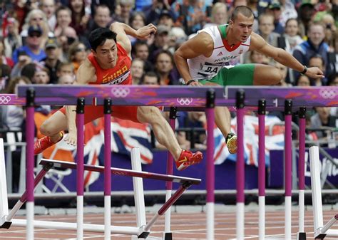 Liu Xiang out of Olympics in first heat - Sports - Other - Emirates24|7