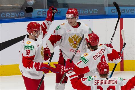 Russian World Junior Hockey Team Kicked off Flight for Not Complying with Mask Policy | Bleacher ...