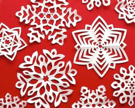 Omiyage Blogs: Cut + Fold - Kirigami Snowflakes